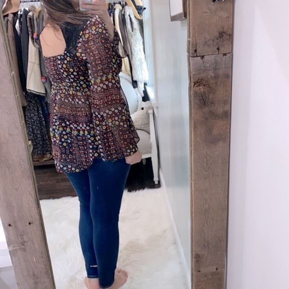 BCBG Generation floral boho top size 12 - Picture 5 of 9